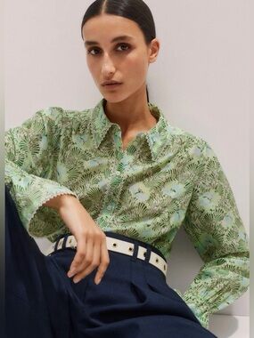 ME + EM Green Floral Ruffle-Trim Button-Down Blouse